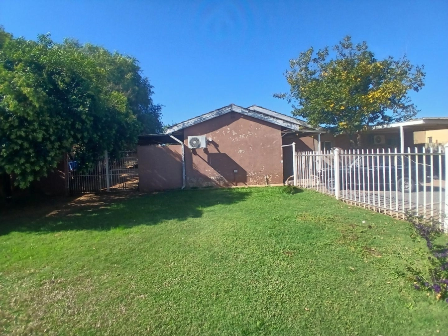 4 Bedroom Property for Sale in Fauna Free State